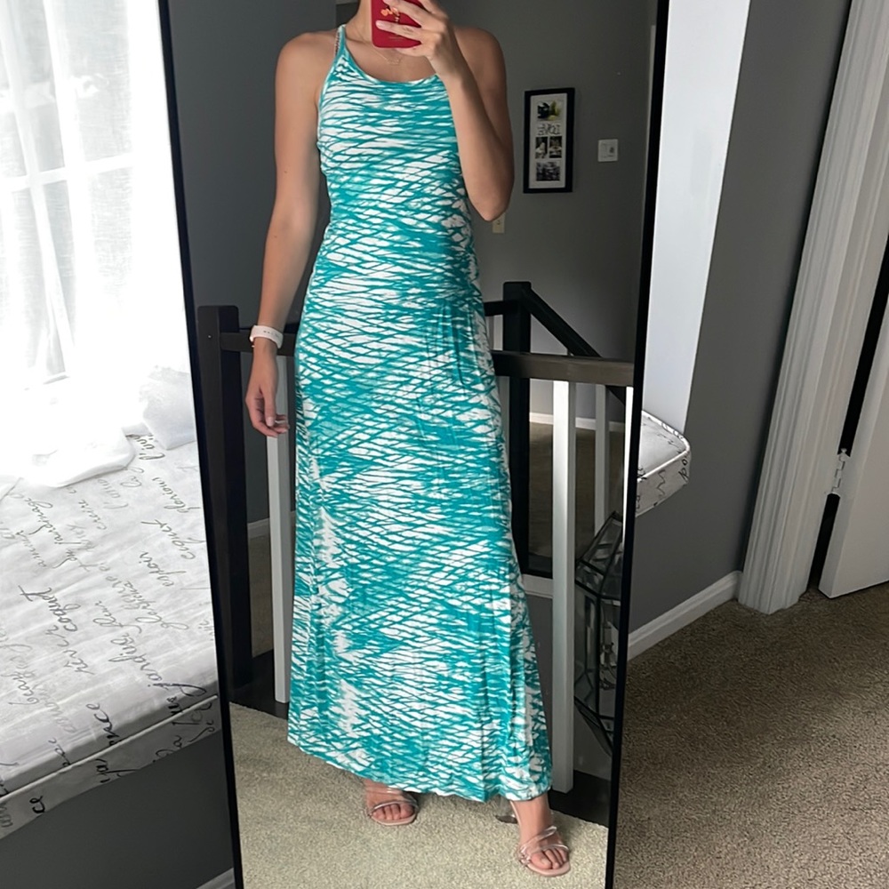 In new condition maxi dress in aqua and white